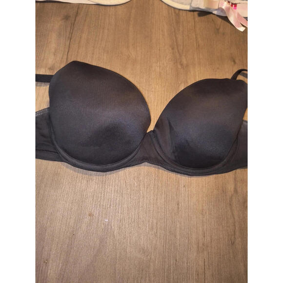 Victoria's Secret Black Bra Size 36C - Picture 1 of 3